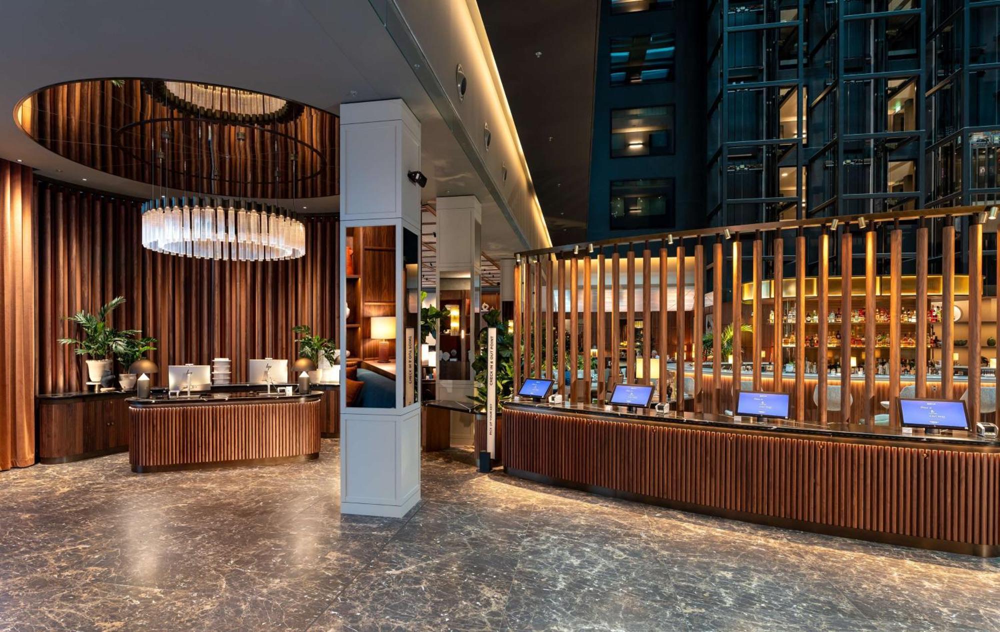 Radisson Blu Zurich Airport Hotel 4*