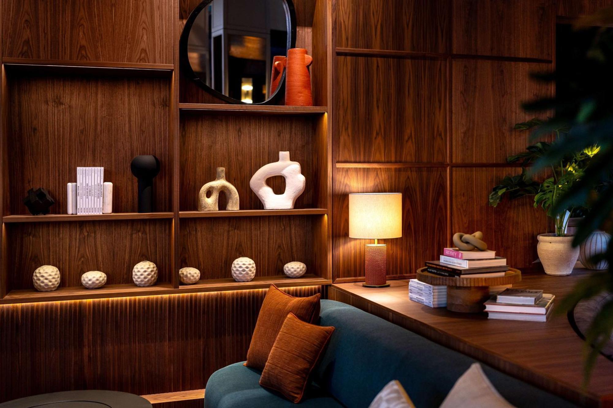 Radisson Blu Zurich Airport 4*