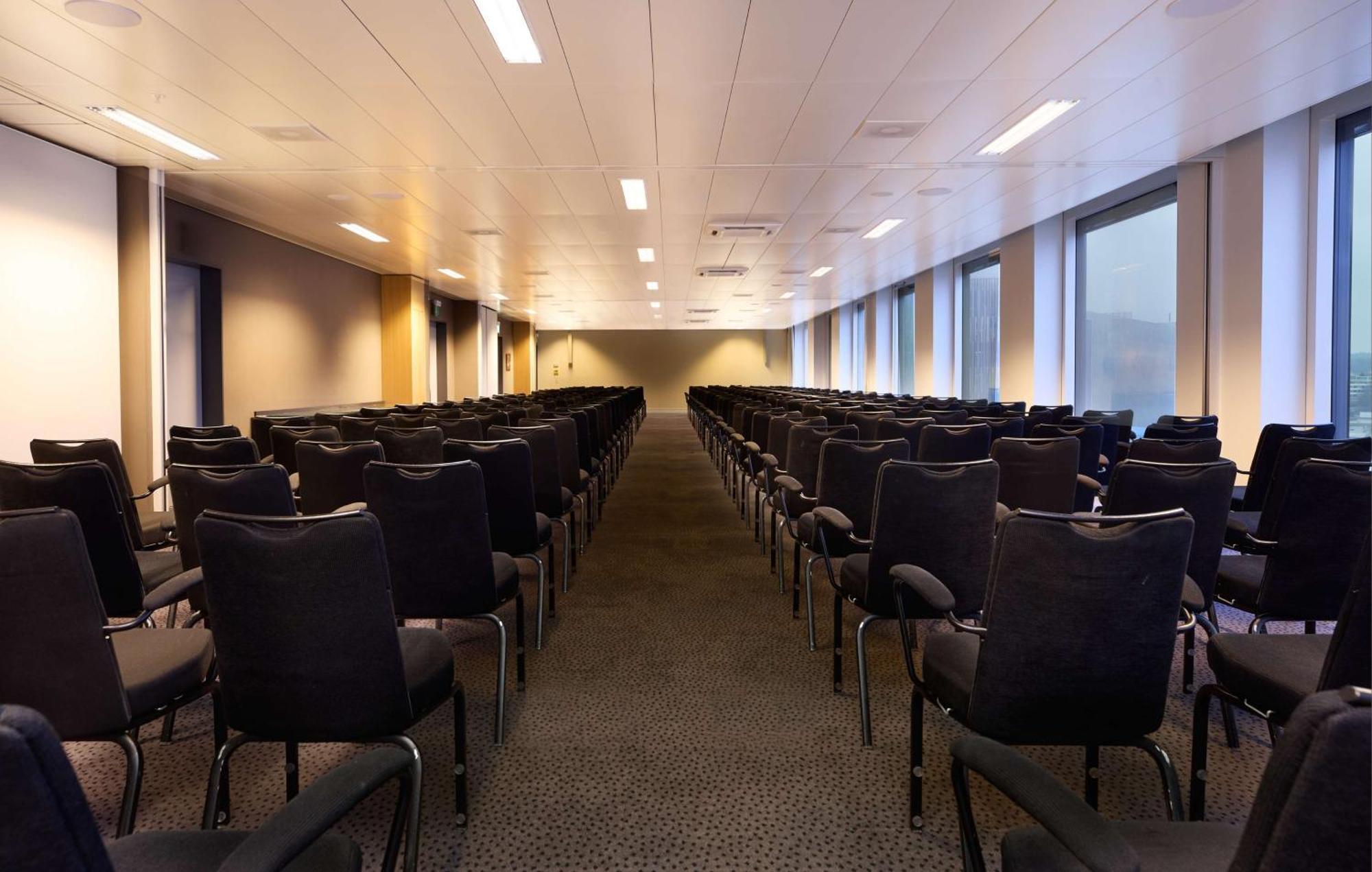 Radisson Blu Zurich Airport 4* Kloten