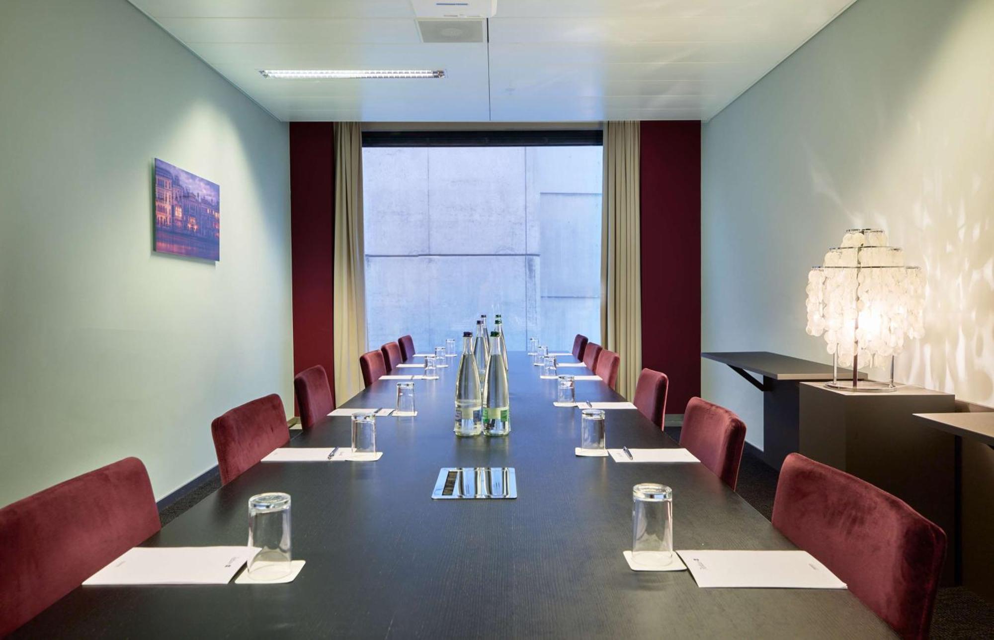 Radisson Blu Zurich Airport 4* Kloten