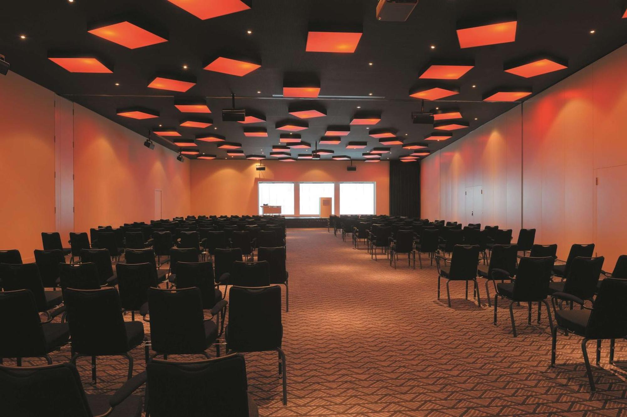 Radisson Blu Zurich Airport Hotel