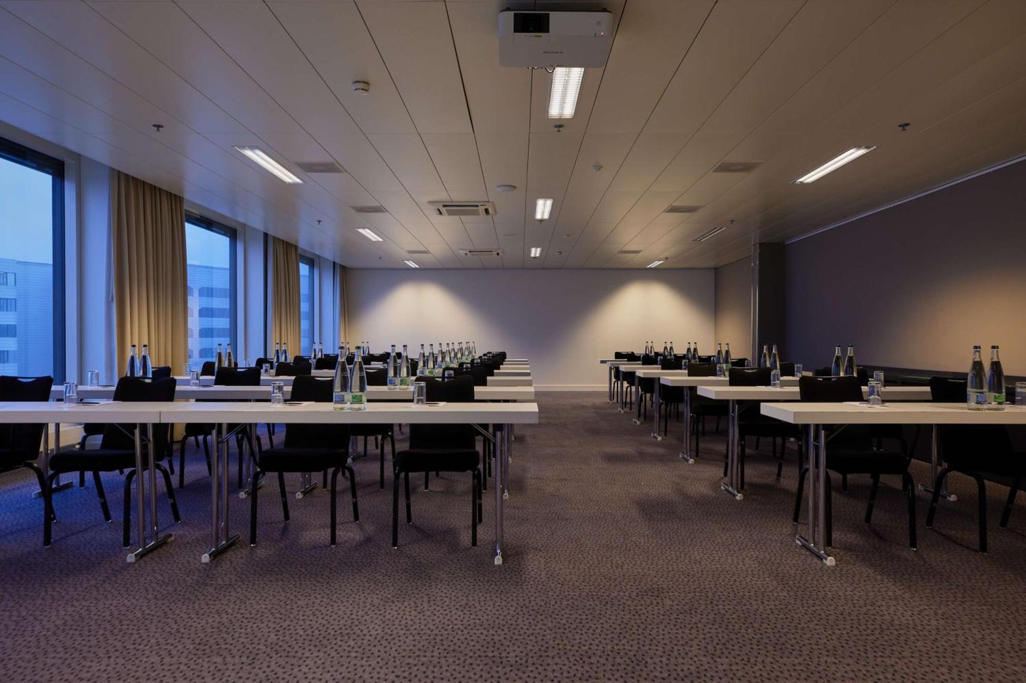 Radisson Blu Zurich Airport 4* Kloten